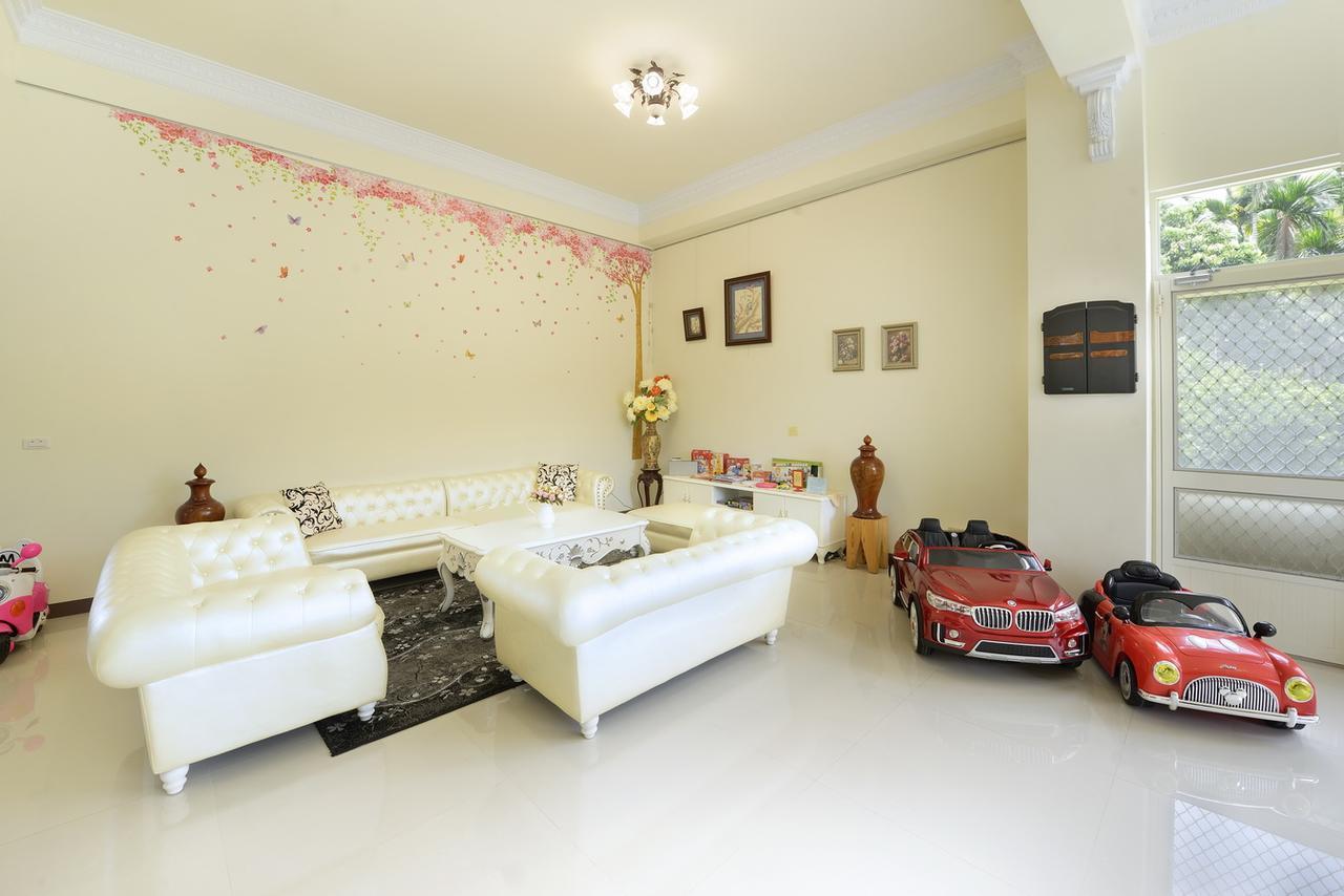 Love Fun House Yuchi Buitenkant foto